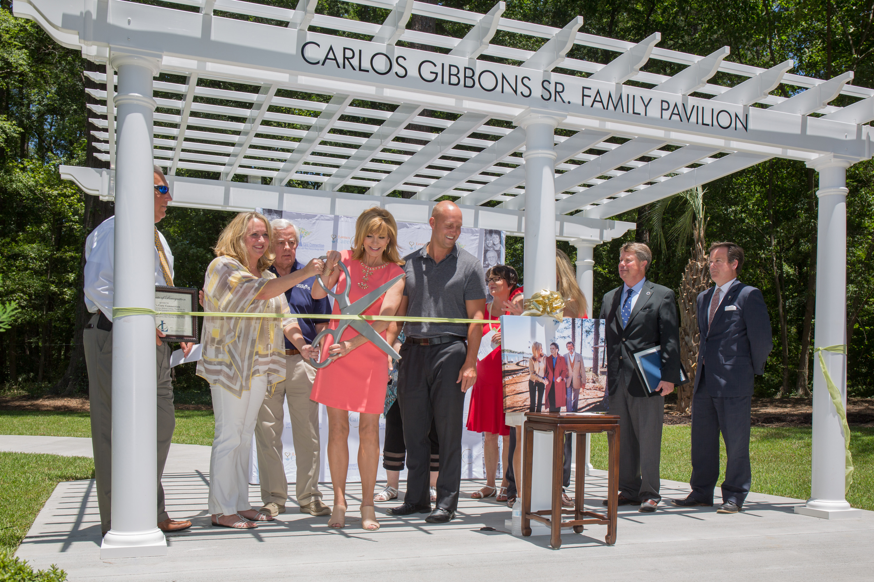 Leeza Gibbons Takes Her Donald Trump “Celebrity Apprentice” Winnings